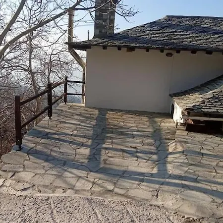 Άνετος χώρος με parking, αυλή και θαυμάσια θέα Prázdninový dům Makrinítsa