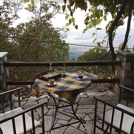 Prázdninový dům Άνετος χώρος με parking, αυλή και θαυμάσια θέα