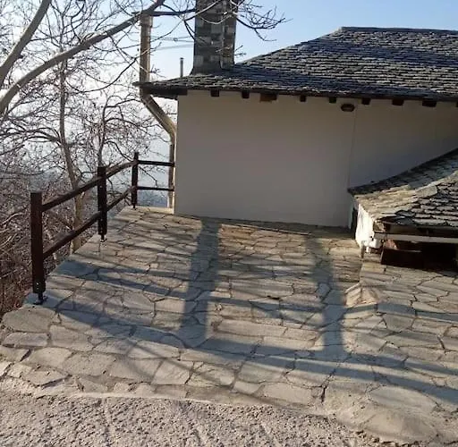 Άνετος Χώρος Με Parking, Αυλή Και Θαυμάσια Θέα Vakantiehuis Makrinítsa