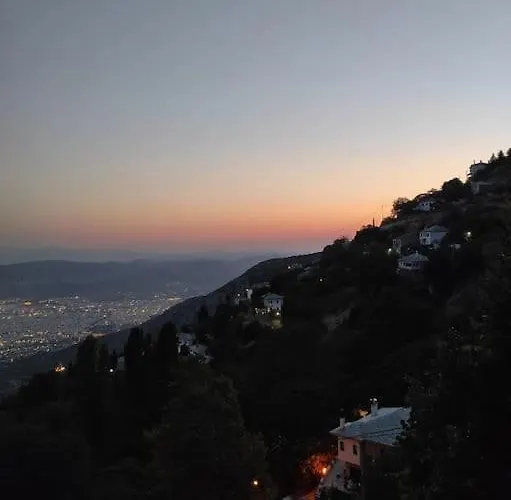 Άνετος Χώρος Με Parking, Αυλή Και Θαυμάσια Θέα Vakantiehuis *