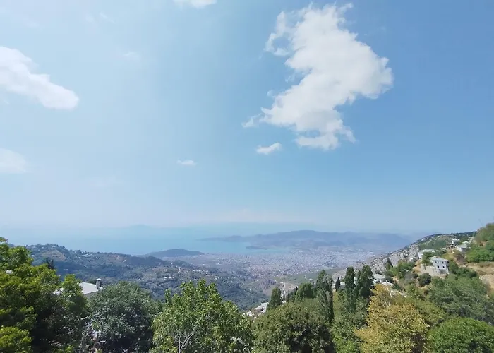 Άνετος Χώρος Με Parking, Αυλή Και Θαυμάσια Θέα Vakantiehuis Makrinítsa