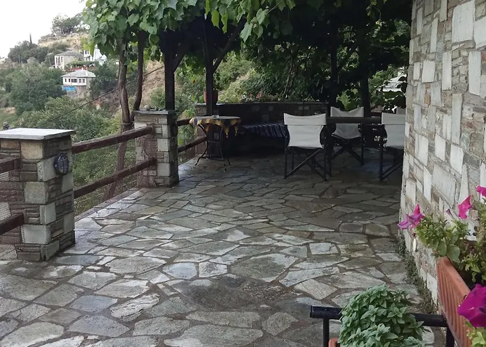 Άνετος Χώρος Με Parking, Αυλή Και Θαυμάσια Θέα Makrinítsa