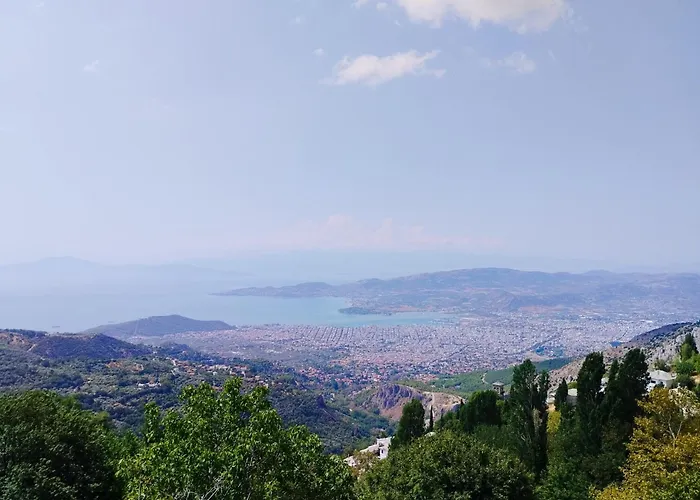 Άνετος Χώρος Με Parking, Αυλή Και Θαυμάσια Θέα Vakantiehuis